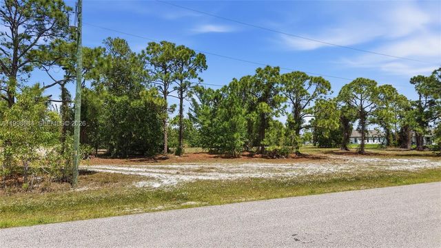 2817 NW 27th ST, Cape Coral, FL 33993