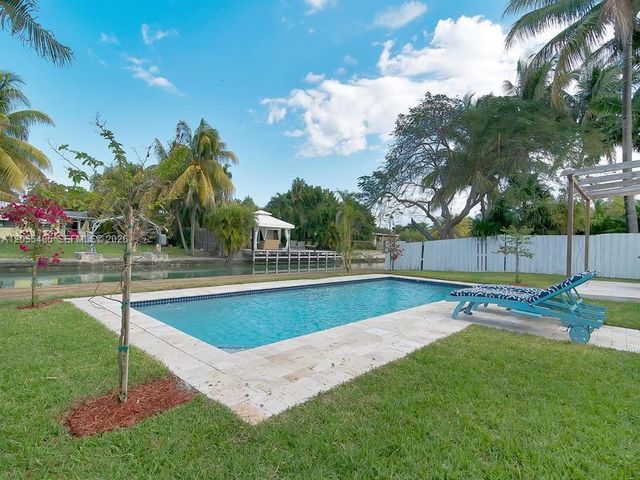 1365 DAYTONIA RD, Miami Beach, FL 33141
