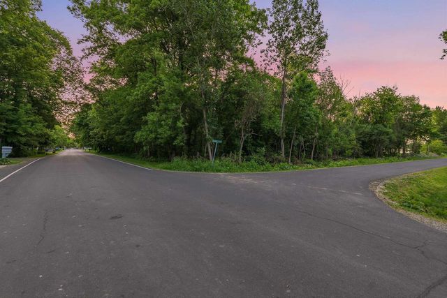 W10581 Hickory Grove Road, Fox Lake, WI 53933