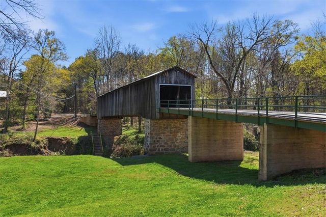 109 River Walk Parkway, Euharlee, GA 30145