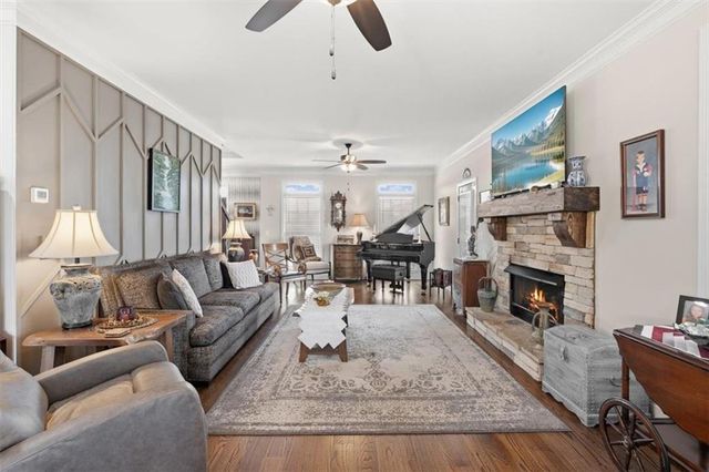 109 River Walk Parkway, Euharlee, GA 30145