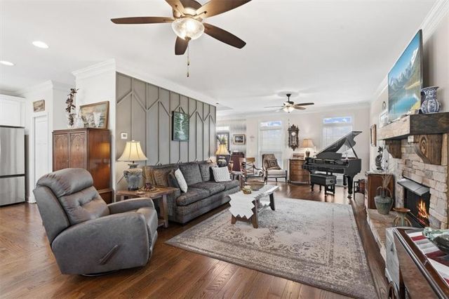 109 River Walk Parkway, Euharlee, GA 30145