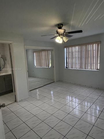 1261 W 60th Terrace 1261, Hialeah, FL 33012