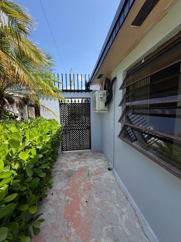 1261 W 60th Terrace 1261, Hialeah, FL 33012