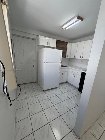 1261 W 60th Terrace 1261, Hialeah, FL 33012