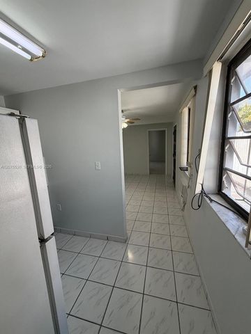1261 W 60th Terrace 1261, Hialeah, FL 33012