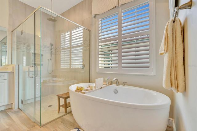 16608 COLLINGTREE CROSSING, Bradenton, FL 34202