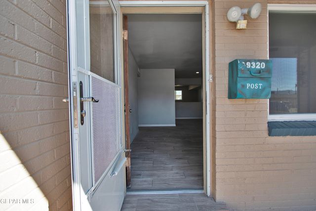 9320 RALEIGH Drive, El Paso, TX 79924