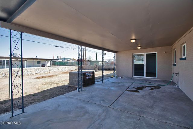 9320 RALEIGH Drive, El Paso, TX 79924