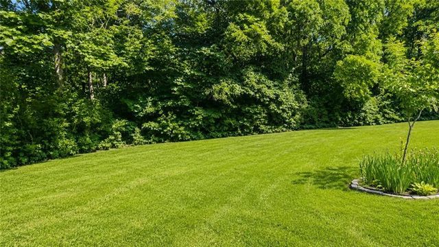 761 Grace Avenue, Leavenworth, KS 66048