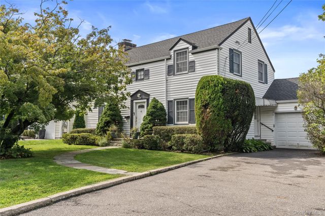 136 Wilmot Circle, Scarsdale, NY 10583