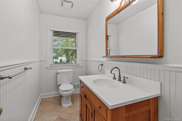 136 Wilmot Circle, Scarsdale, NY 10583