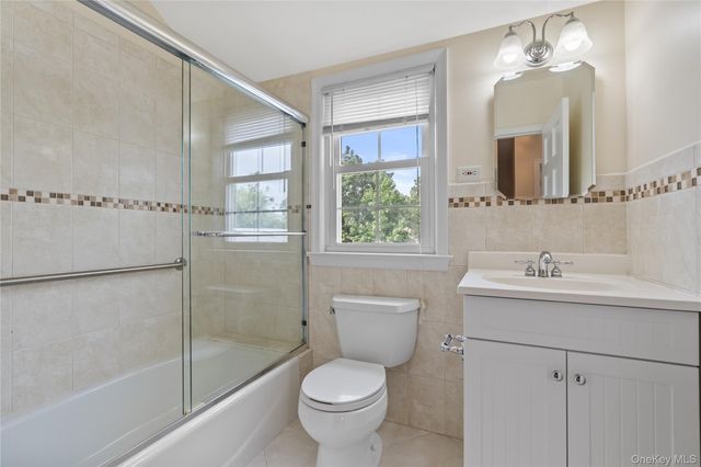 136 Wilmot Circle, Scarsdale, NY 10583