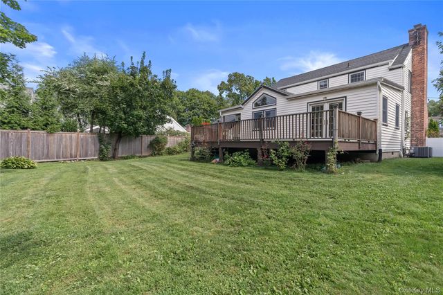 136 Wilmot Circle, Scarsdale, NY 10583