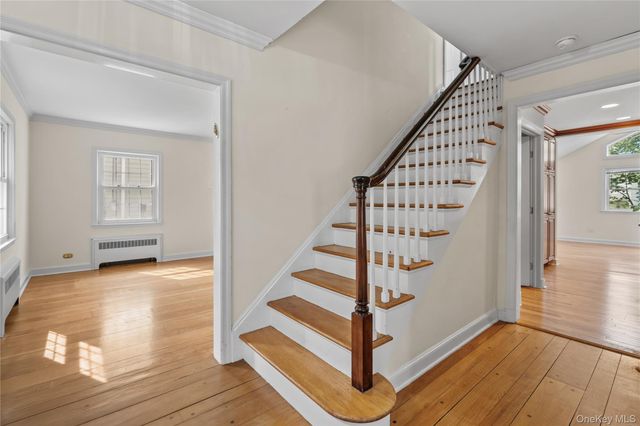 136 Wilmot Circle, Scarsdale, NY 10583