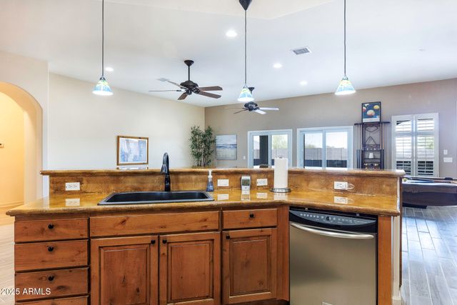 10203 N BURRIS Road, Casa Grande, AZ 85122