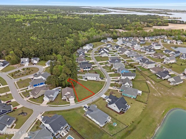 561 Moss Lake Lane, Holly Ridge, NC 28445