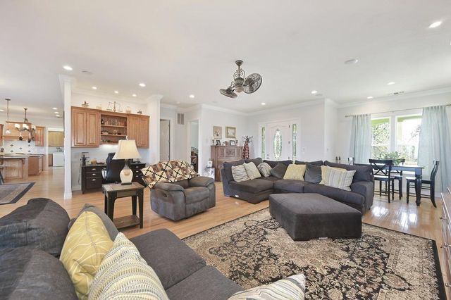 5901 Traverse Creek Rd, Garden Valley, CA 95633