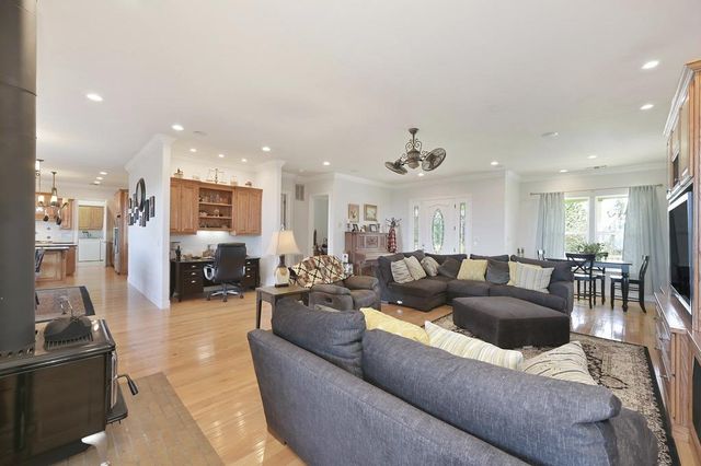 5901 Traverse Creek Rd, Garden Valley, CA 95633