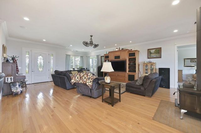 5901 Traverse Creek Rd, Garden Valley, CA 95633