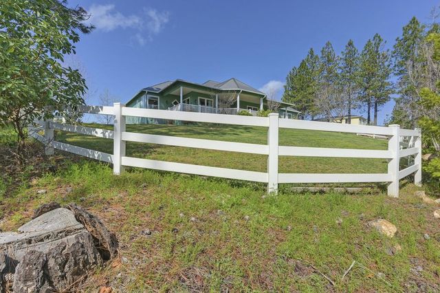 5901 Traverse Creek Rd, Garden Valley, CA 95633