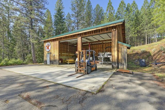 5901 Traverse Creek Rd, Garden Valley, CA 95633