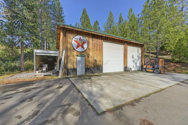 5901 Traverse Creek Rd, Garden Valley, CA 95633