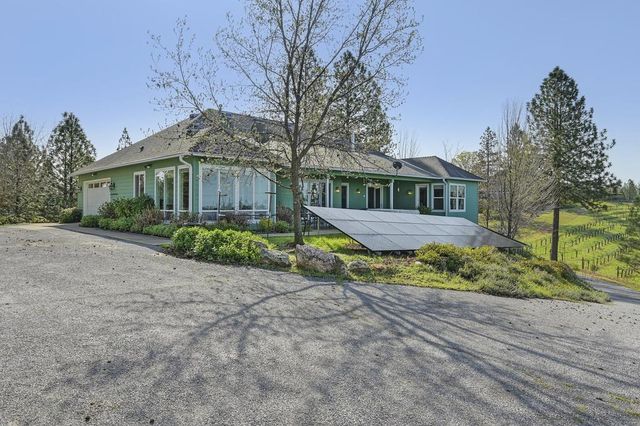 5901 Traverse Creek Rd, Garden Valley, CA 95633