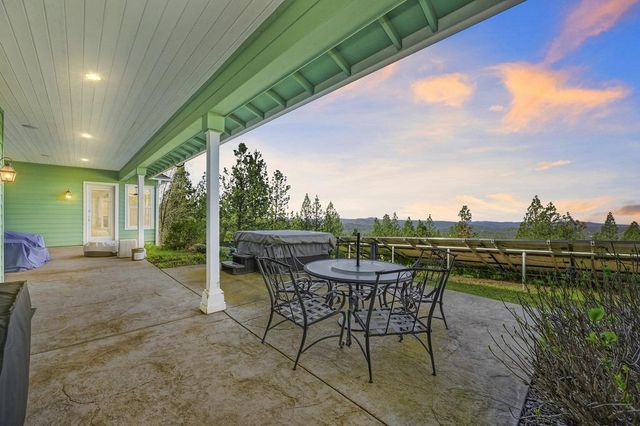 5901 Traverse Creek Rd, Garden Valley, CA 95633