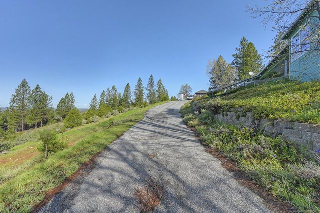 5901 Traverse Creek Rd, Garden Valley, CA 95633