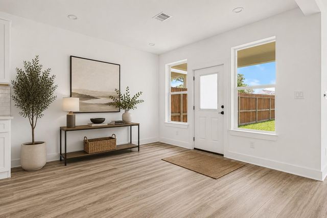 7413 Charlie Street, Houston, TX 77088