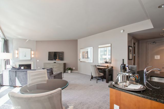 401 N Wabash Avenue 2526, Chicago, IL 60611