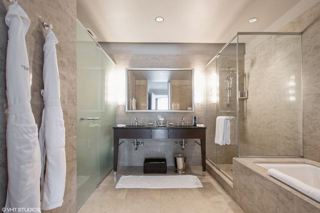 401 N Wabash Avenue 2526, Chicago, IL 60611