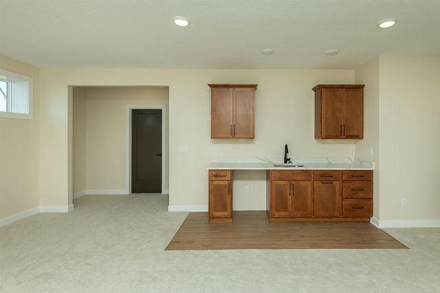 2938 NW Beechwood Drive, Grimes, IA 50111