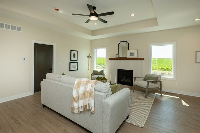 2938 NW Beechwood Drive, Grimes, IA 50111