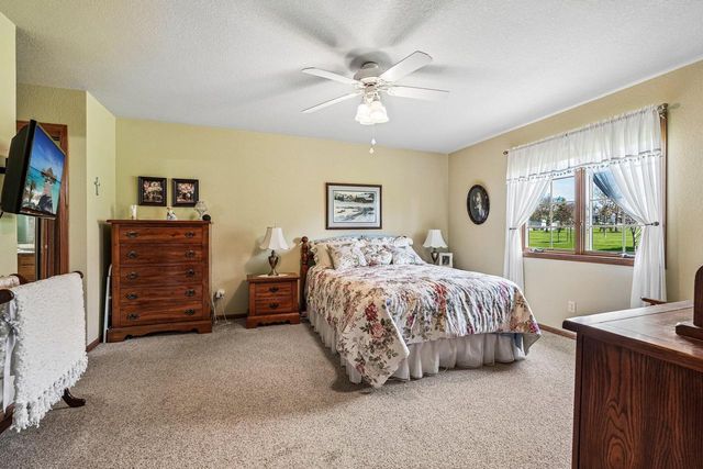 W204N16184 Jackson DRIVE, Jackson, WI 53037