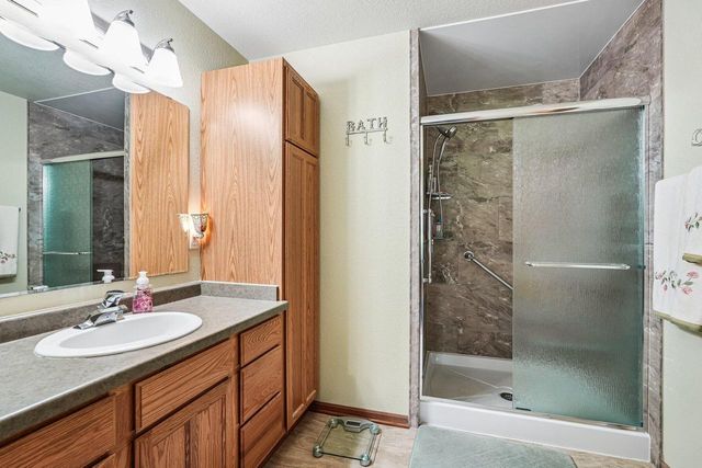 W204N16184 Jackson DRIVE, Jackson, WI 53037
