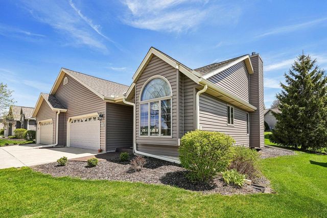 W204N16184 Jackson DRIVE, Jackson, WI 53037