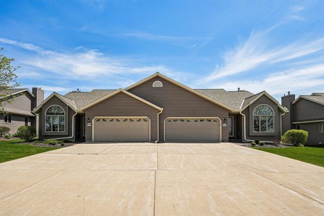 W204N16184 Jackson DRIVE, Jackson, WI 53037