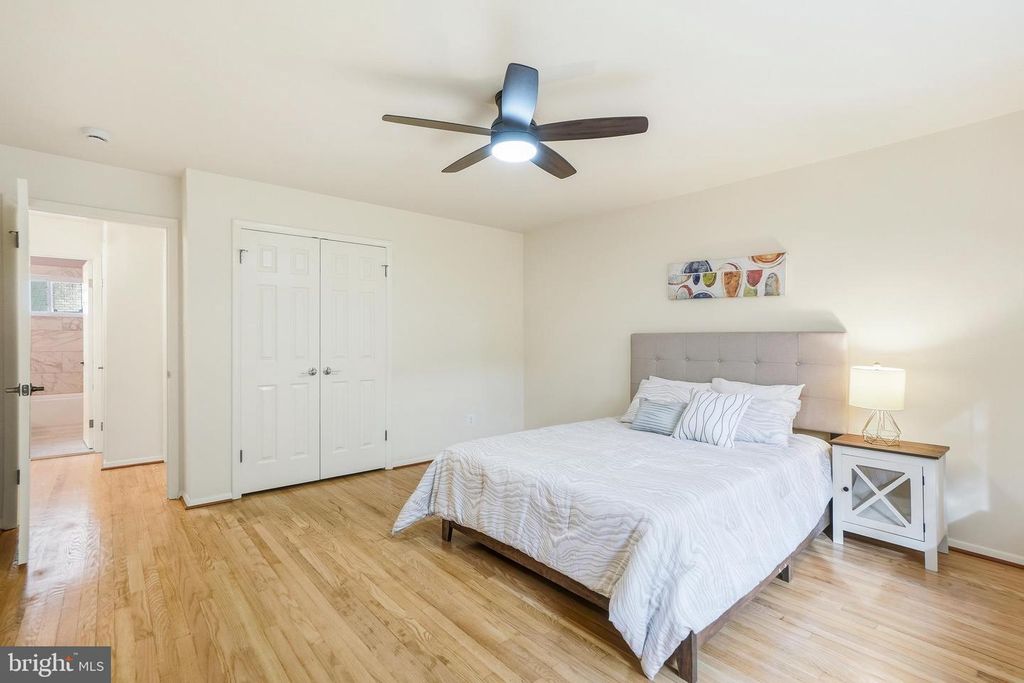 Image 19 of property listing at 652 KENNEBEC AVE #2, Takoma Park, MD 20912