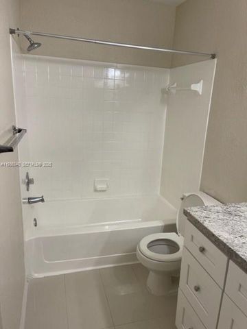 3430 N Pinewalk Dr N 625, Margate, FL 33063