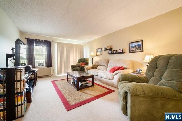 446 Passaic Street 6E, Hackensack, NJ 07601