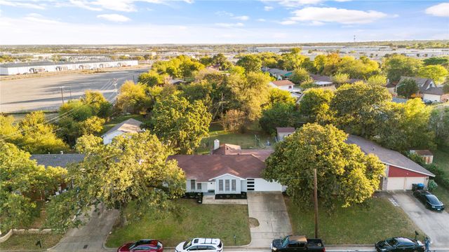 4848 Wilbarger Street, Fort Worth, TX 76119