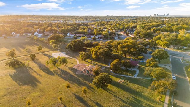 4848 Wilbarger Street, Fort Worth, TX 76119