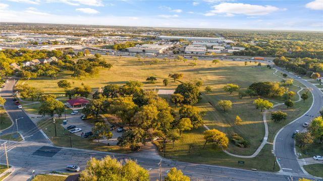 4848 Wilbarger Street, Fort Worth, TX 76119