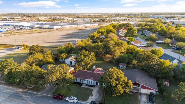 4848 Wilbarger Street, Fort Worth, TX 76119