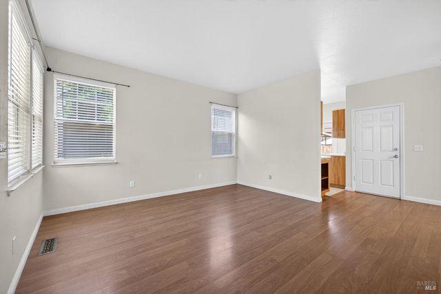 1440 Tammy Way, Santa Rosa, CA 95401