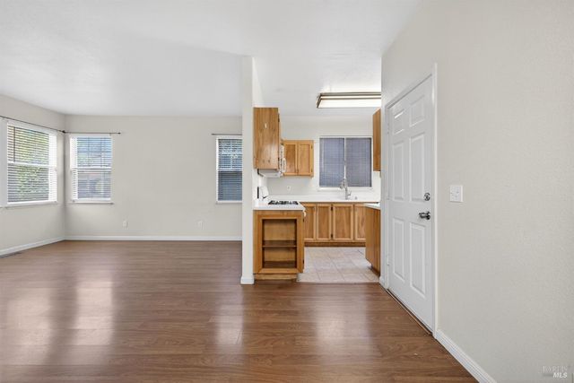 1440 Tammy Way, Santa Rosa, CA 95401