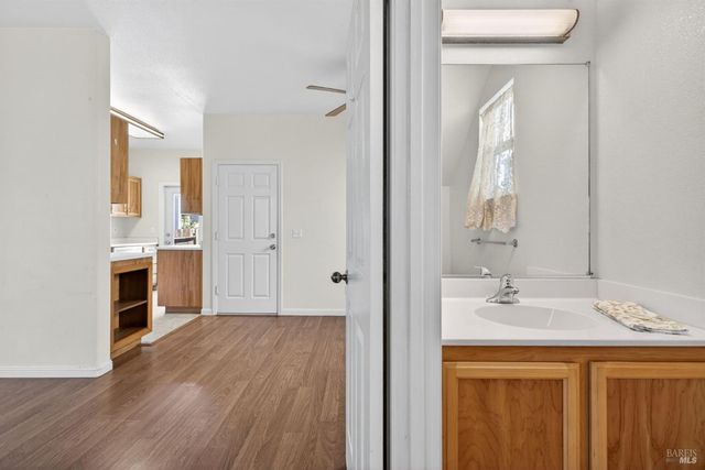 1440 Tammy Way, Santa Rosa, CA 95401