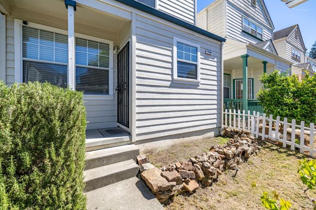 1440 Tammy Way, Santa Rosa, CA 95401